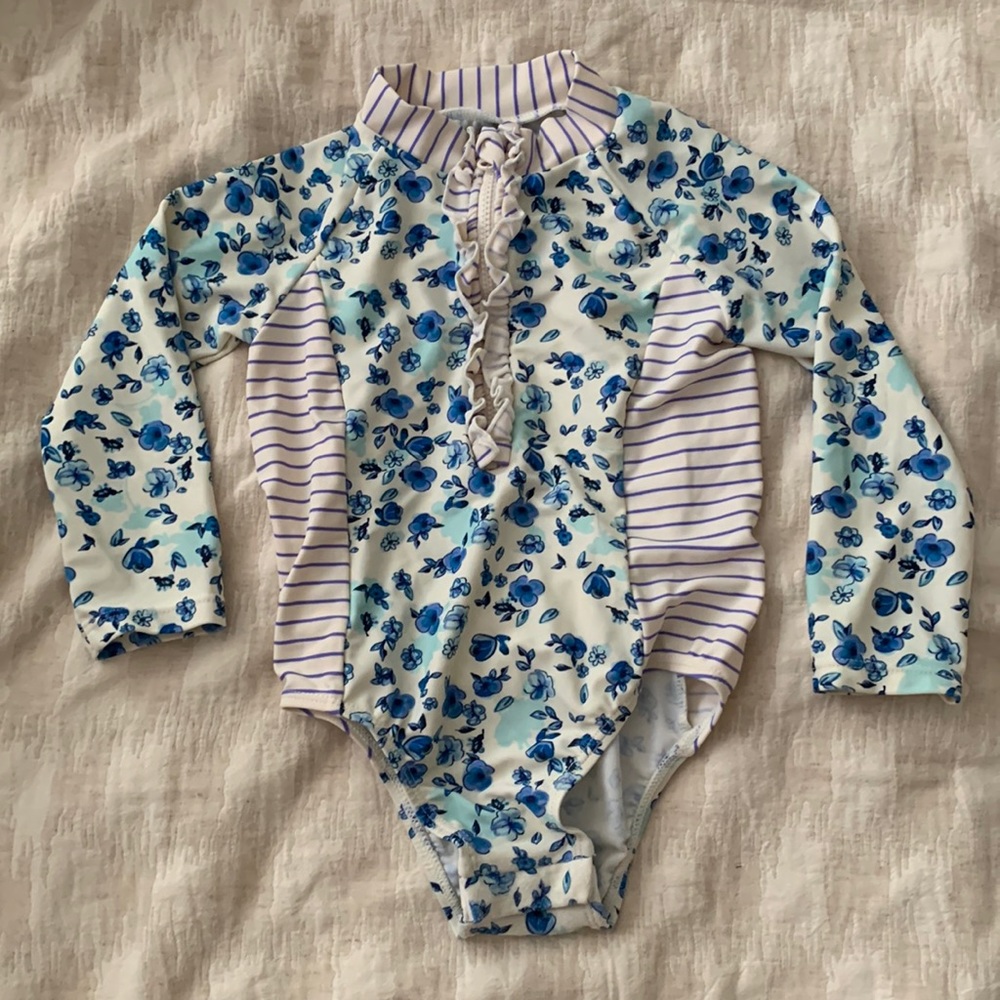 Jessica Simpson Girls Rashguard Bathing Suit half Zip Splashpad Pool Swimwear 24